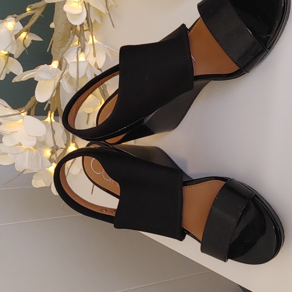 Dress shoes